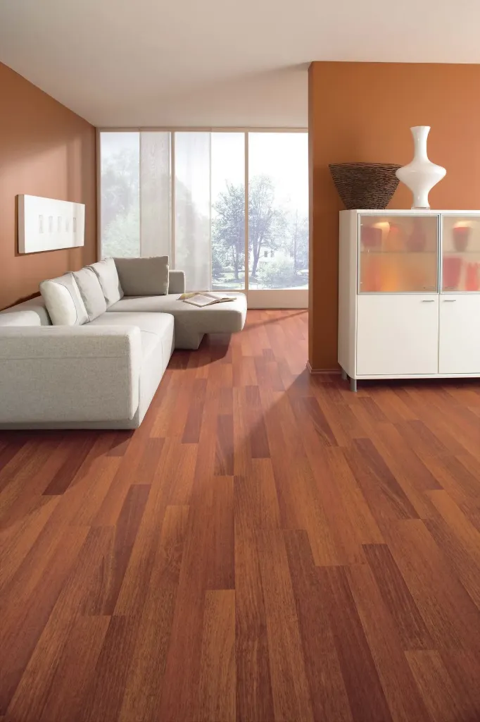 LINEA CASUAL